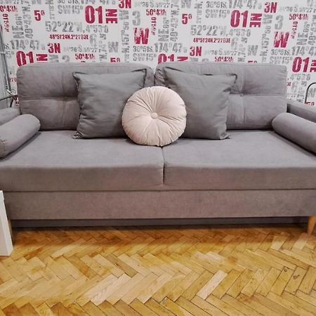 6-Pack Apartment In The Party District Budapest Exterior foto
